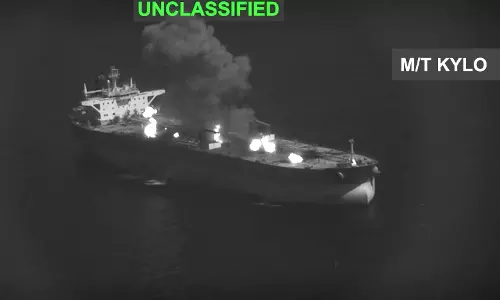 US Destroyed 5 Iranian Oil Tankers After Attacks on Navy Warship US Destroyed 5 Iranian Oil Tankers After Attacks on Navy Warship