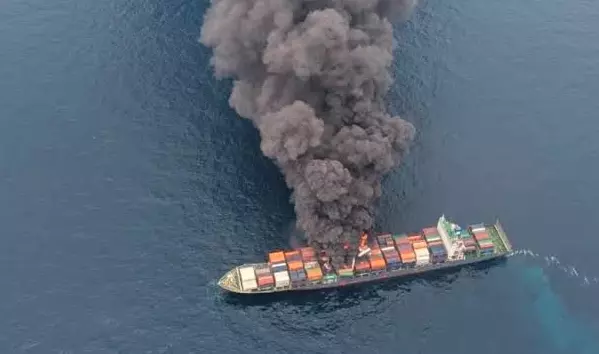 20 Killed, 5 Missing In Cargo Ship Fire In China 20 Killed, 5 Missing In Cargo Ship Fire In China