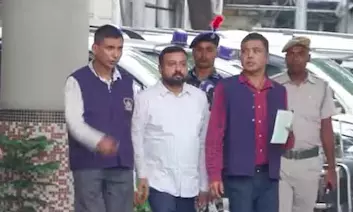 CID Detains Abhishek Banerjee’s Aide After SC Rejects Bail Plea CID Detains Abhishek Banerjee’s Aide After SC Rejects Bail Plea