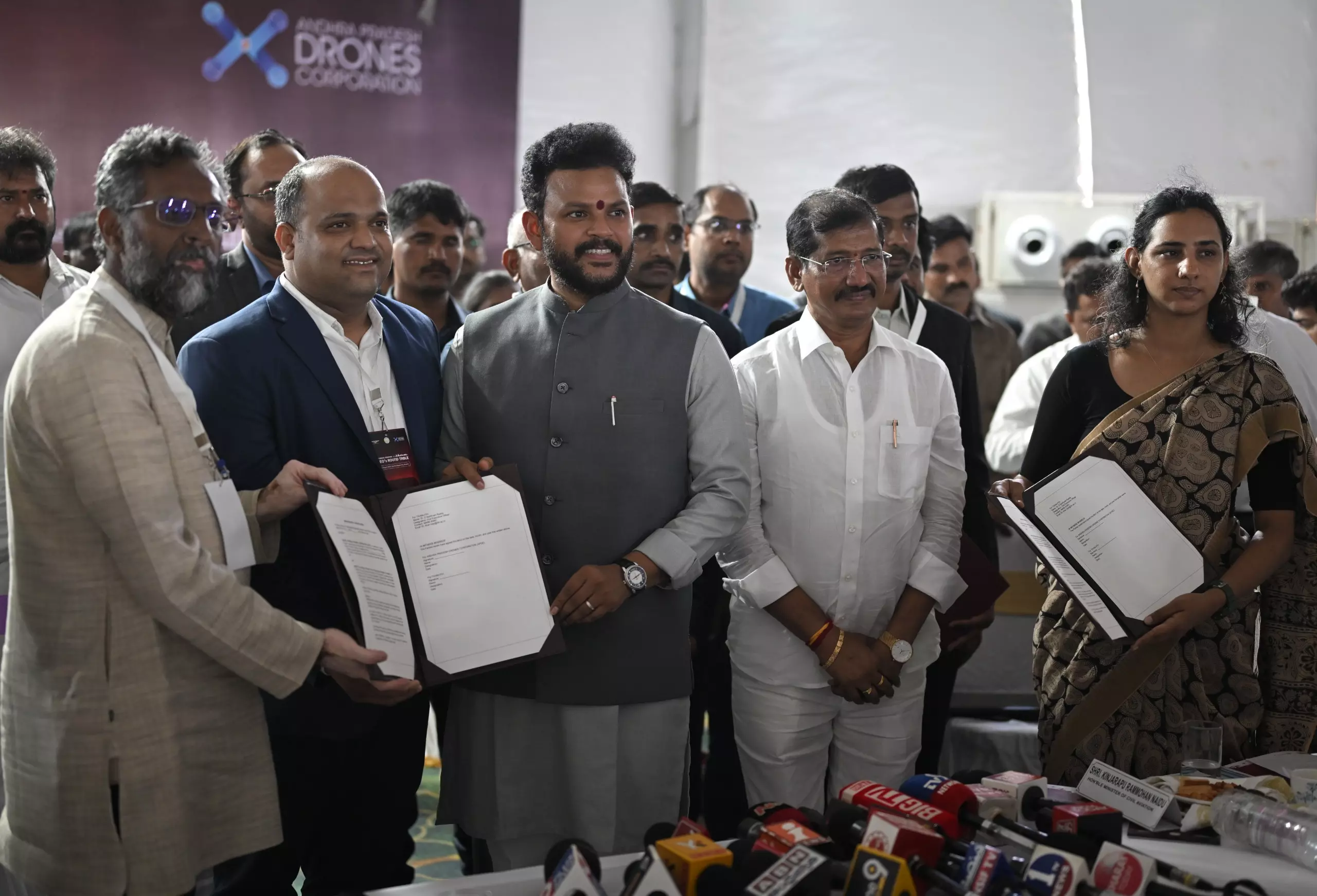 IIT-H, APDC Sign MoU on Drone City IIT-H, APDC Sign MoU on Drone City