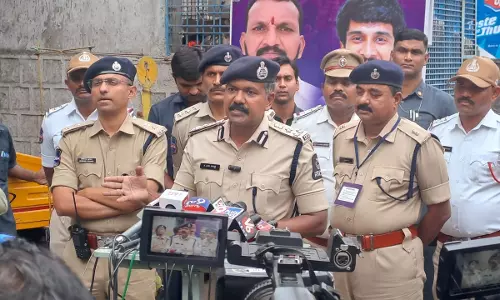 Khairatabad Ganesh: 30 Lakh Devotees Expected, Use Public Transport: Police Khairatabad Ganesh: 30 Lakh Devotees Expected, Use Public Transport: Police