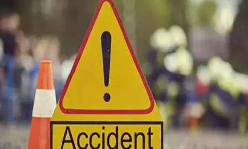 Seventeen Injured As Load Auto Overturns Near Ariyalur