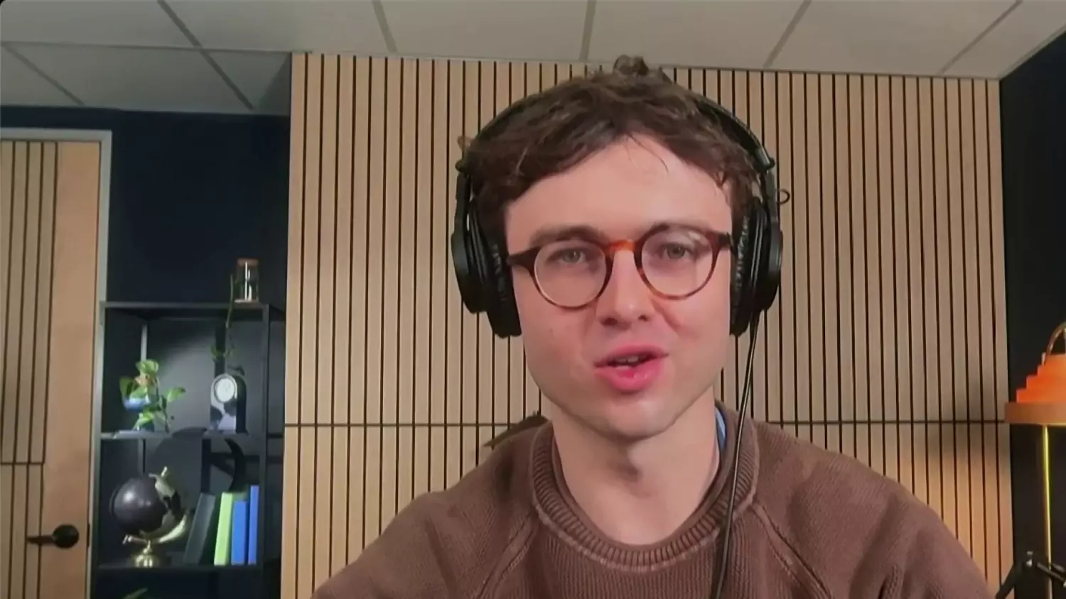 Jacob Coxon Advocates ‘Kill Switch’ for AI Systems Jacob Coxon Advocates ‘Kill Switch’ for AI Systems