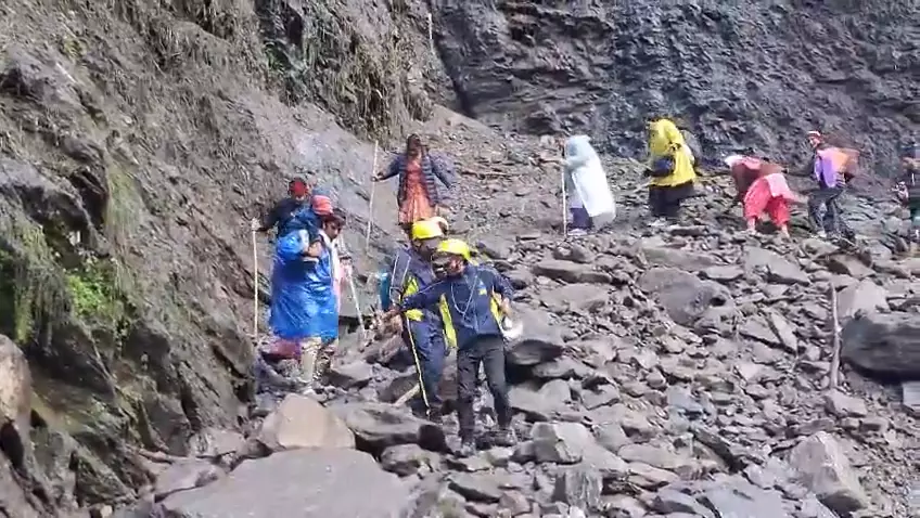 Over 6,500 Pilgrims Rescued Near Kedarnath After Landslide Over 6,500 Pilgrims Rescued Near Kedarnath After Landslide