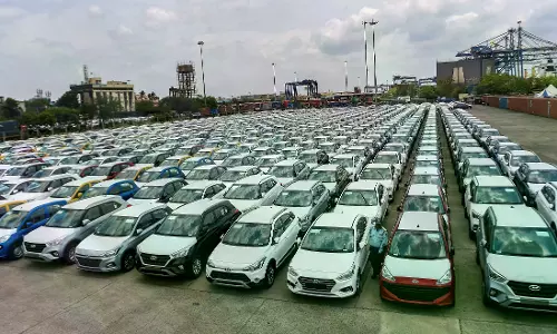 Car Dispatches To Dealers In August Rise 36.5% YoY To 4.39 Lakh Units: Siam