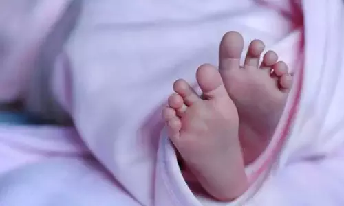 Maharashtra Couple Sells Month-Old Baby For Rs 1.2 Lakh To Buy Phones, Gold Maharashtra Couple Sells Month-Old Baby For Rs 1.2 Lakh To Buy Phones, Gold
