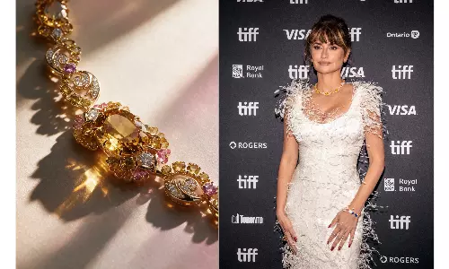 The Red Carpet goes Indian: Penélope Cruz wears Zoya at TIFF The Red Carpet goes Indian: Penélope Cruz wears Zoya at TIFF