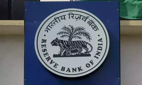 RBI Absorbs Rs 2.40 Lakh Cr Via VRRR Auction Amid Huge Surplus Liquidity