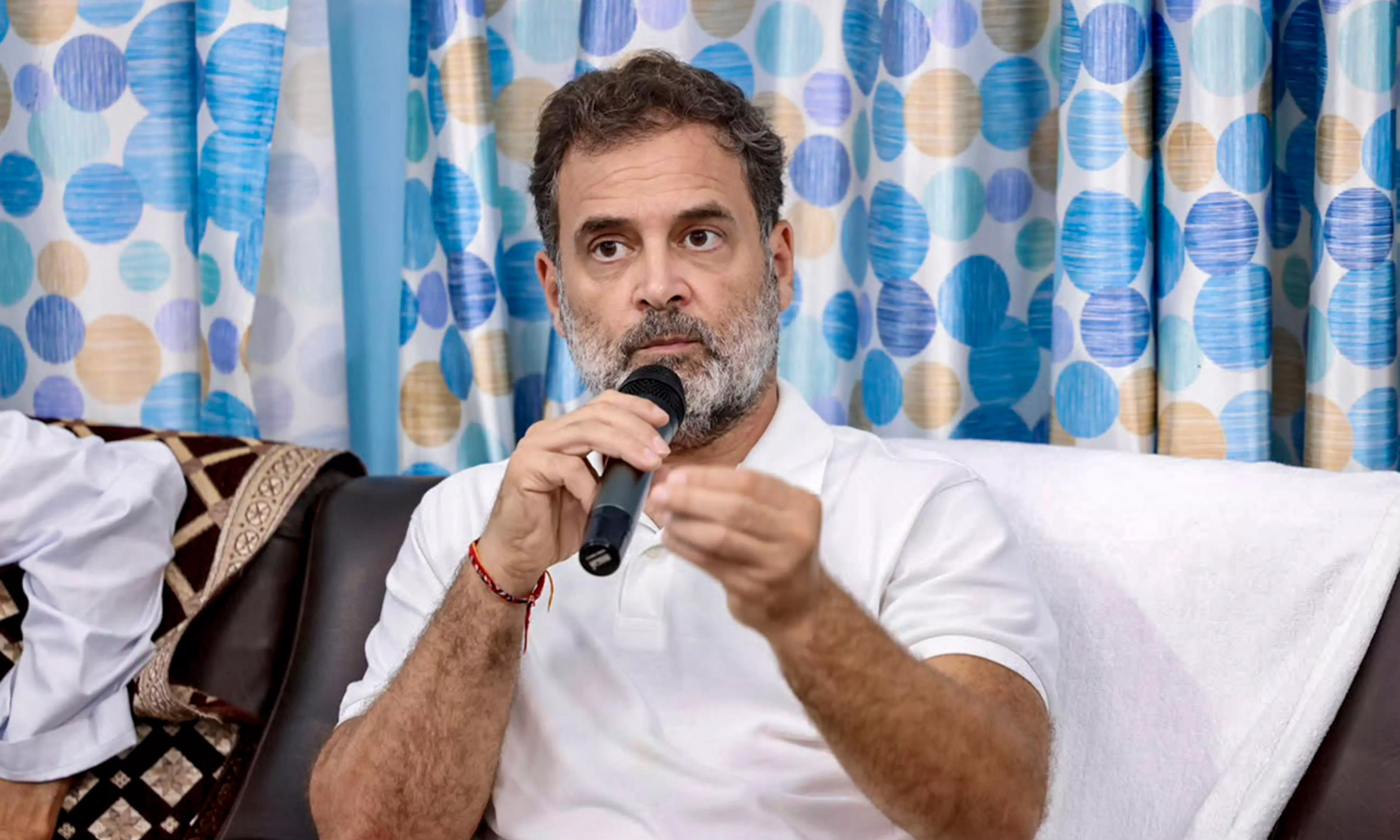 Congress MPs were on Panel that Backed MDR on UPI: Govt Congress MPs were on Panel that Backed MDR on UPI: Govt