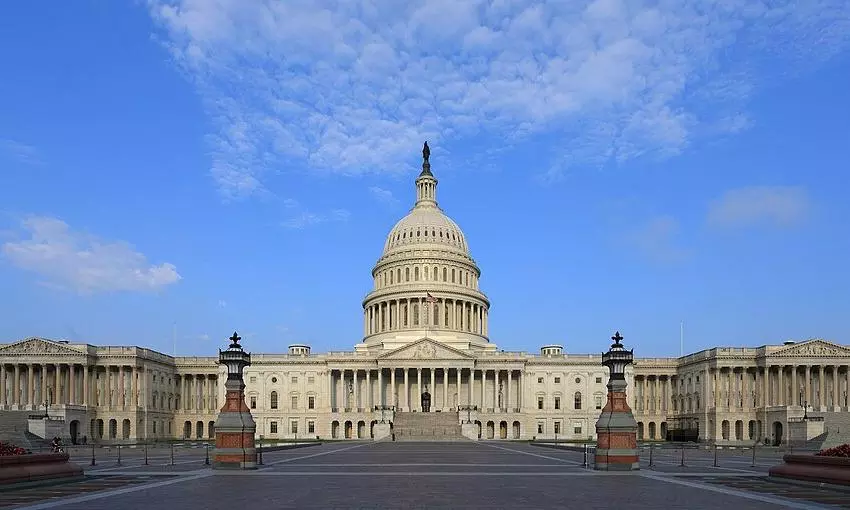 The Sanctions Hammer: Washington's Tariff Ultimatum on Indian Oil — image 3