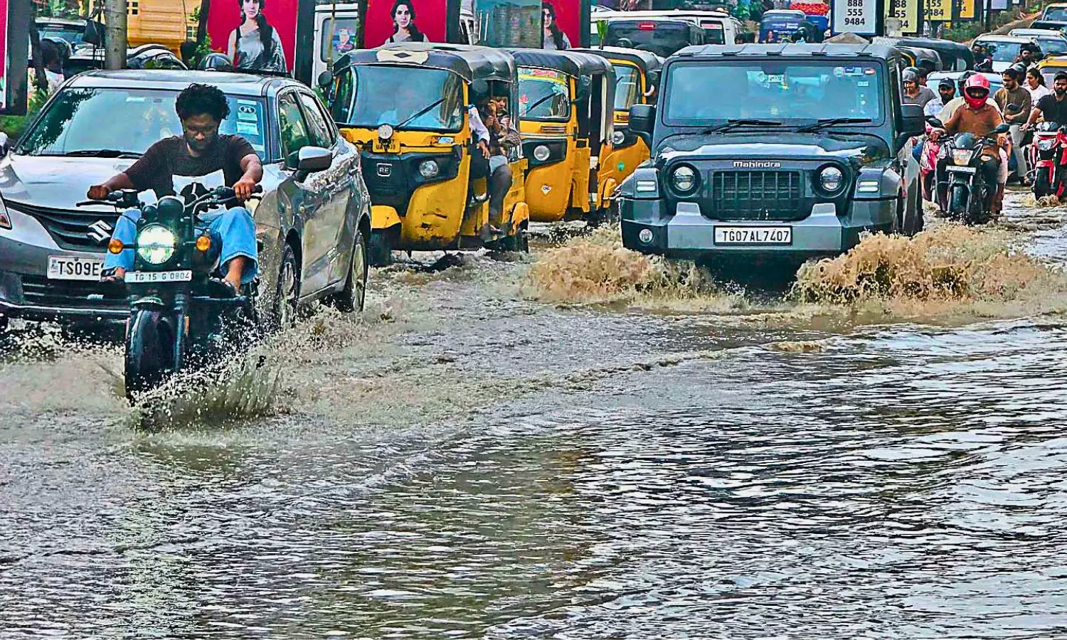 Cyberabad Police Urge WFH Amid Rain Forecast, Ganesh Immersion Cyberabad Police Urge WFH Amid Rain Forecast, Ganesh Immersion