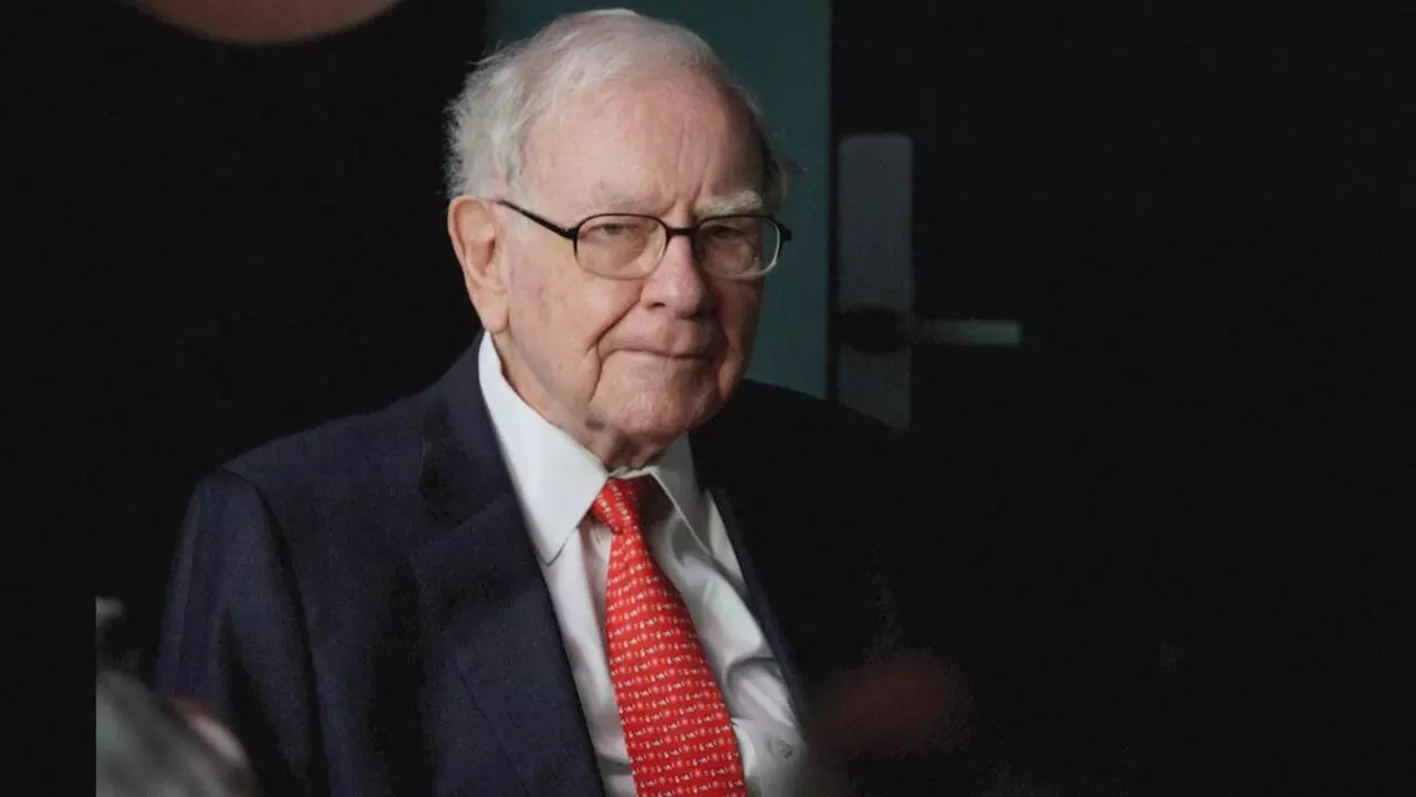 Warren Buffett Steps Down as Berkshire Hathaway Chairman Warren Buffett Steps Down as Berkshire Hathaway Chairman