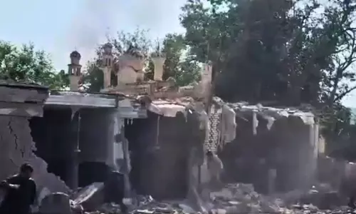 16 Killed, Over 50 Injured In Suicide Blast At Pakistan Mosque 16 Killed, Over 50 Injured In Suicide Blast At Pakistan Mosque