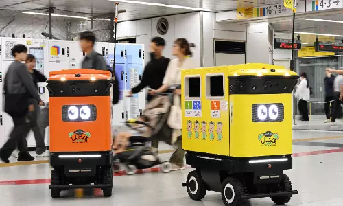 Worlds Busiest Railway Station Tests Robot Bins Worlds Busiest Railway Station Tests Robot Bins