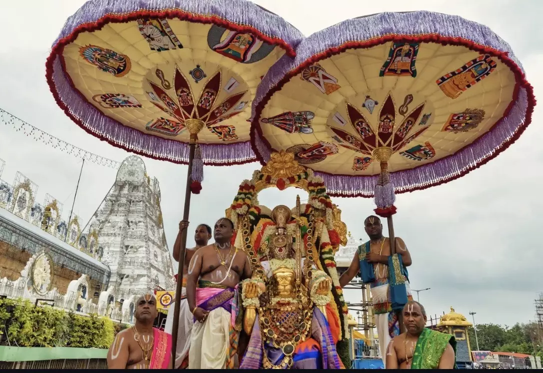 Malayappa Swamy Appears On Three Vahanas On Sixth Day Of Brahmotsavams Malayappa Swamy Appears On Three Vahanas On Sixth Day Of Brahmotsavams