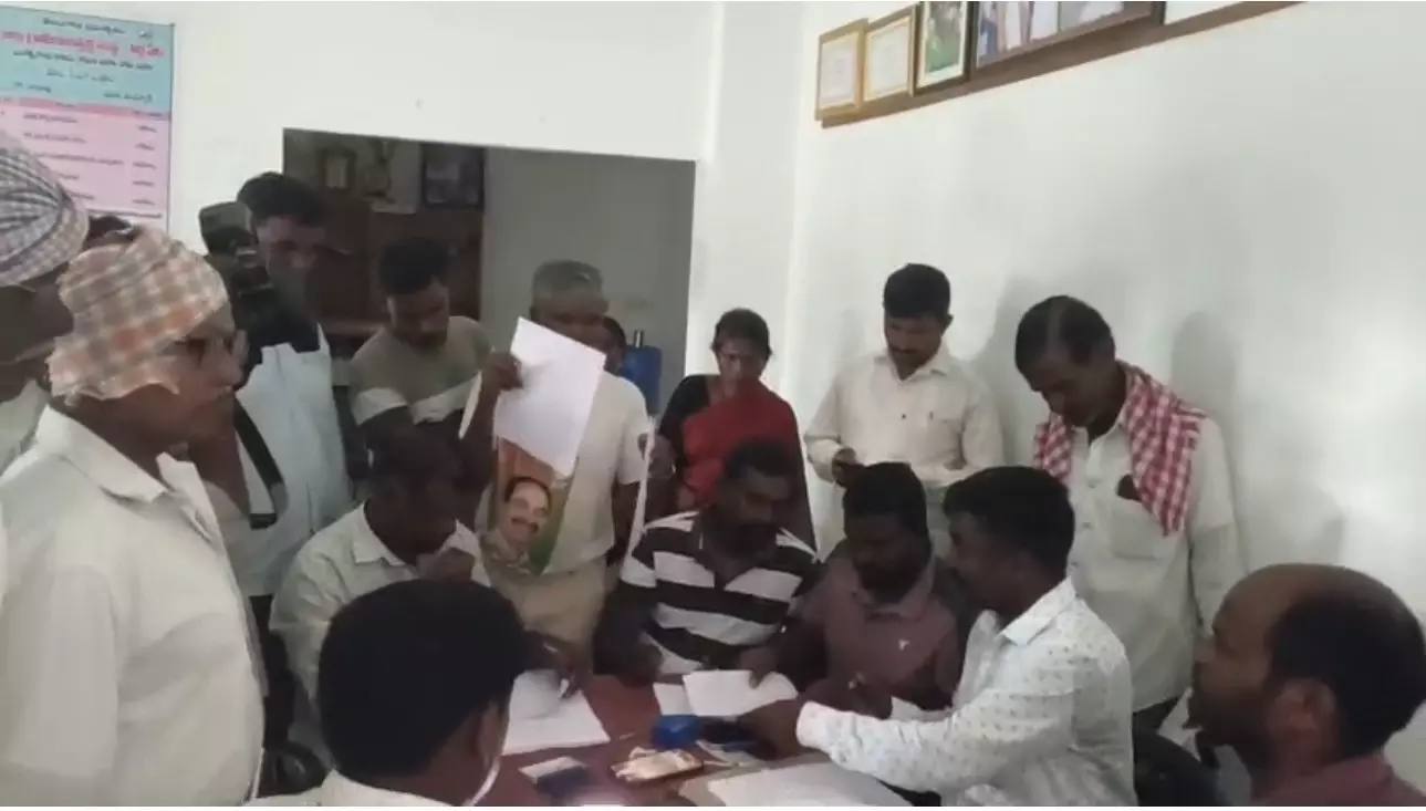 Key Encroachment Survey of Govt Lands Near KCR Farmhouse in Erravalli Today Key Encroachment Survey of Govt Lands Near KCR Farmhouse in Erravalli Today