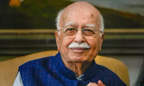 Notices To Jaishankar, Advani, Sandhu Over SIR Discrepancies Notices To Jaishankar, Advani, Sandhu Over SIR Discrepancies