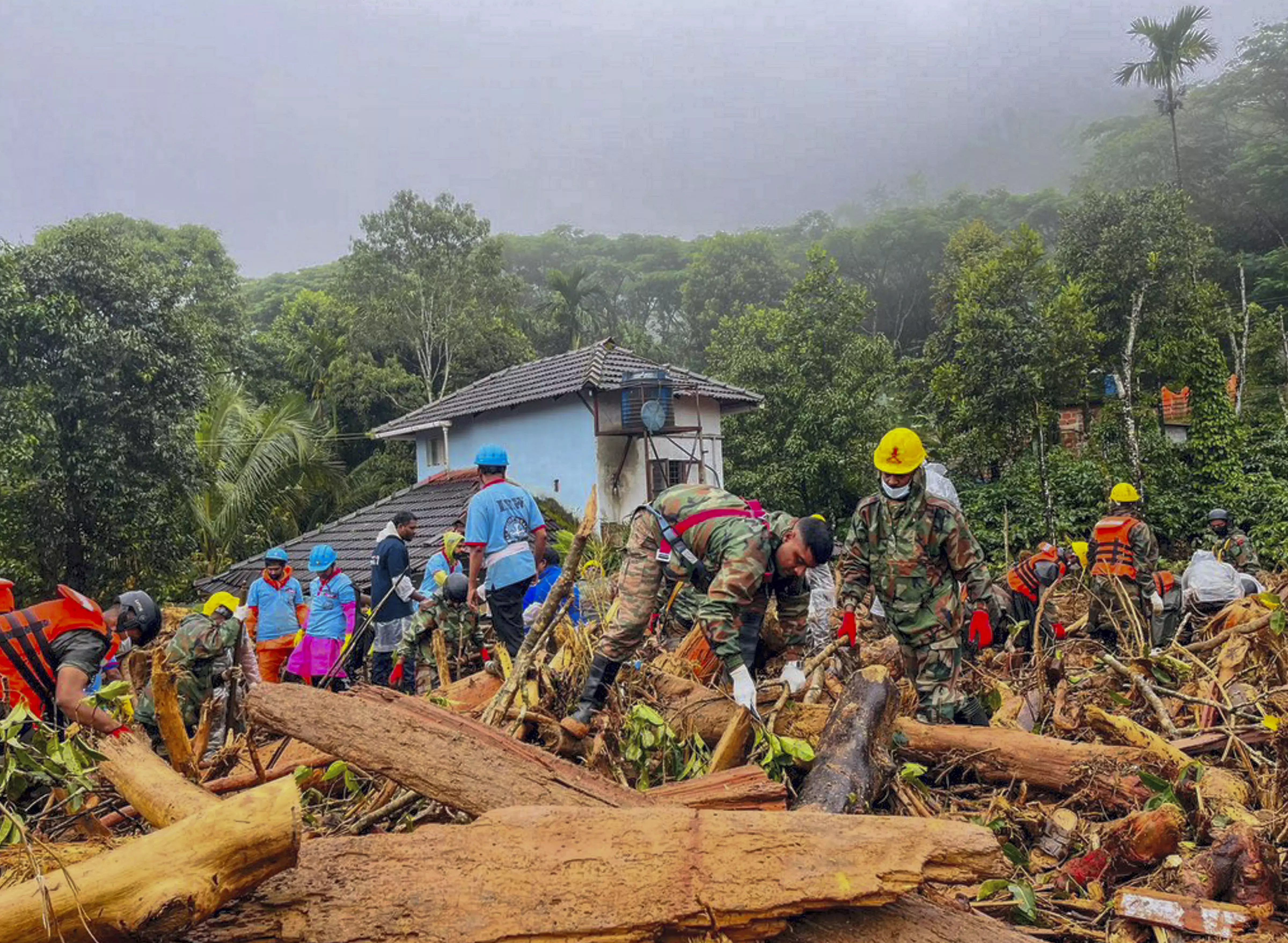 TN Employee Dies in Kerala Landslide, Govt Arranges Return of Mortal Remains TN Employee Dies in Kerala Landslide, Govt Arranges Return of Mortal Remains