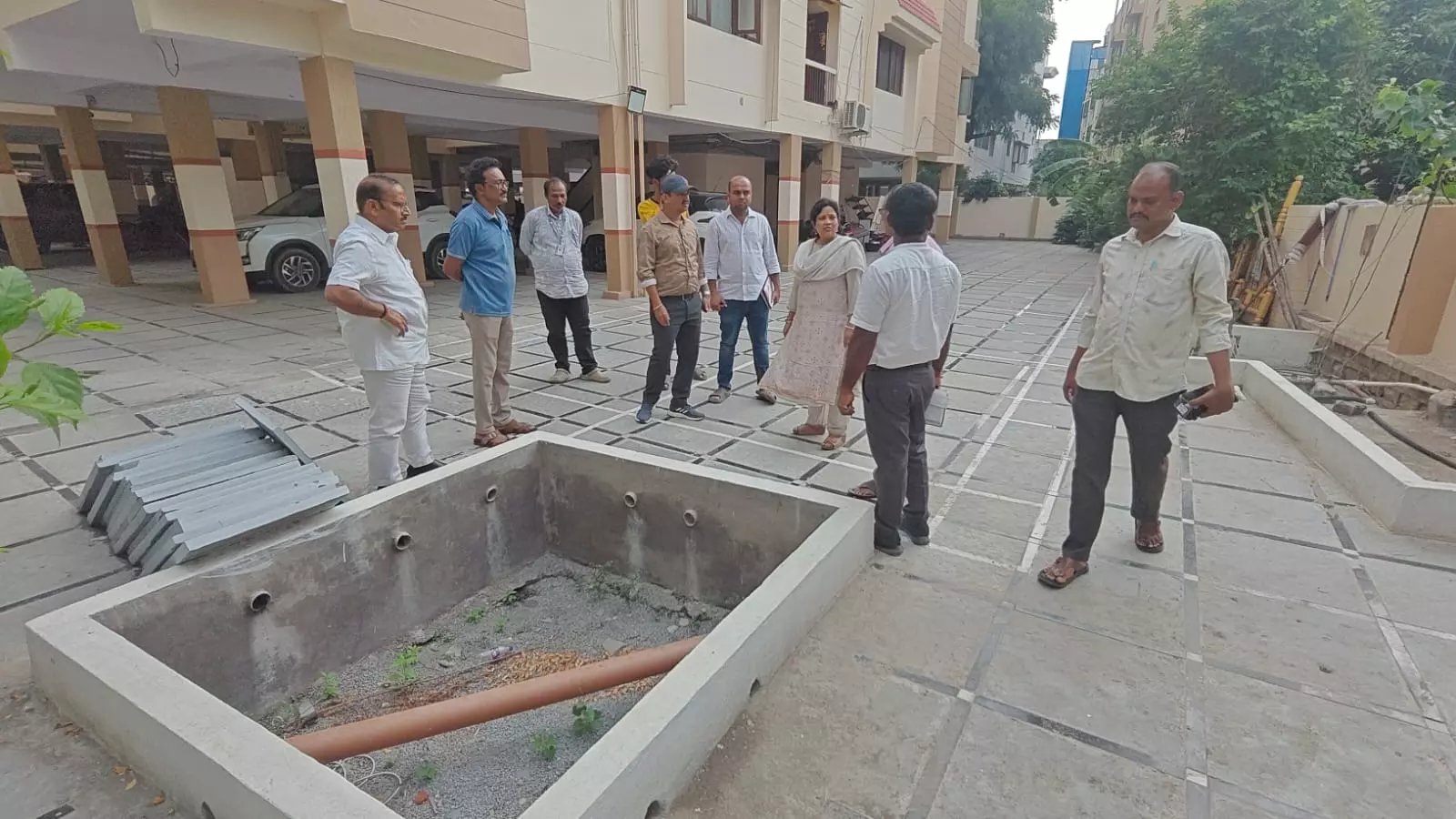 HMWS&SB Fines Five In Jubilee Hills For Wasting Drinking Water, Warns Of Disconnection HMWS&SB Fines Five In Jubilee Hills For Wasting Drinking Water, Warns Of Disconnection