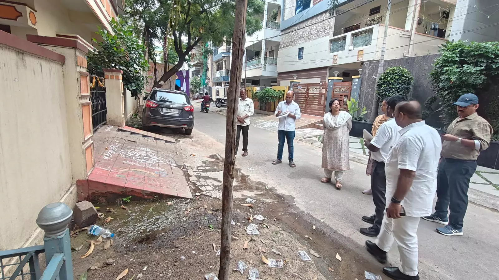 HMWS&SB Fines Five In Jubilee Hills For Wasting Drinking Water, Warns Of Disconnection HMWS&SB Fines Five In Jubilee Hills For Wasting Drinking Water, Warns Of Disconnection