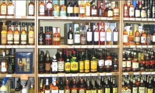 AP Re-Notifies 271 Liquor Shops, Draw Of Lots On October 21 AP Re-Notifies 271 Liquor Shops, Draw Of Lots On October 21