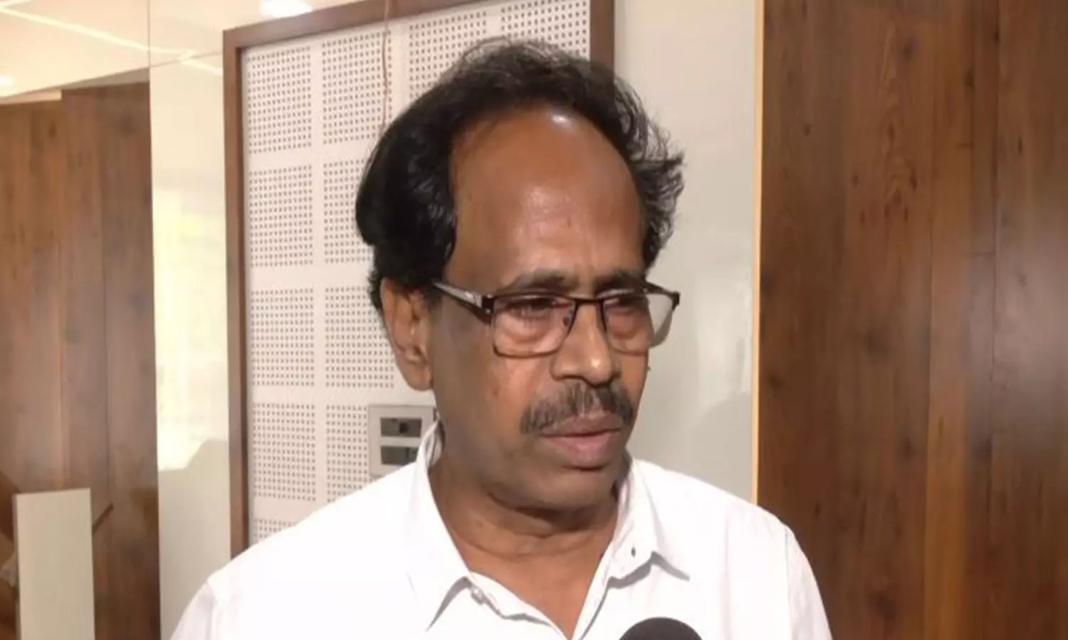 Only Seat Adjustment With DMK, Not Responsible For Their Corrupt Activities: Veerapandian Only Seat Adjustment With DMK, Not Responsible For Their Corrupt Activities: Veerapandian