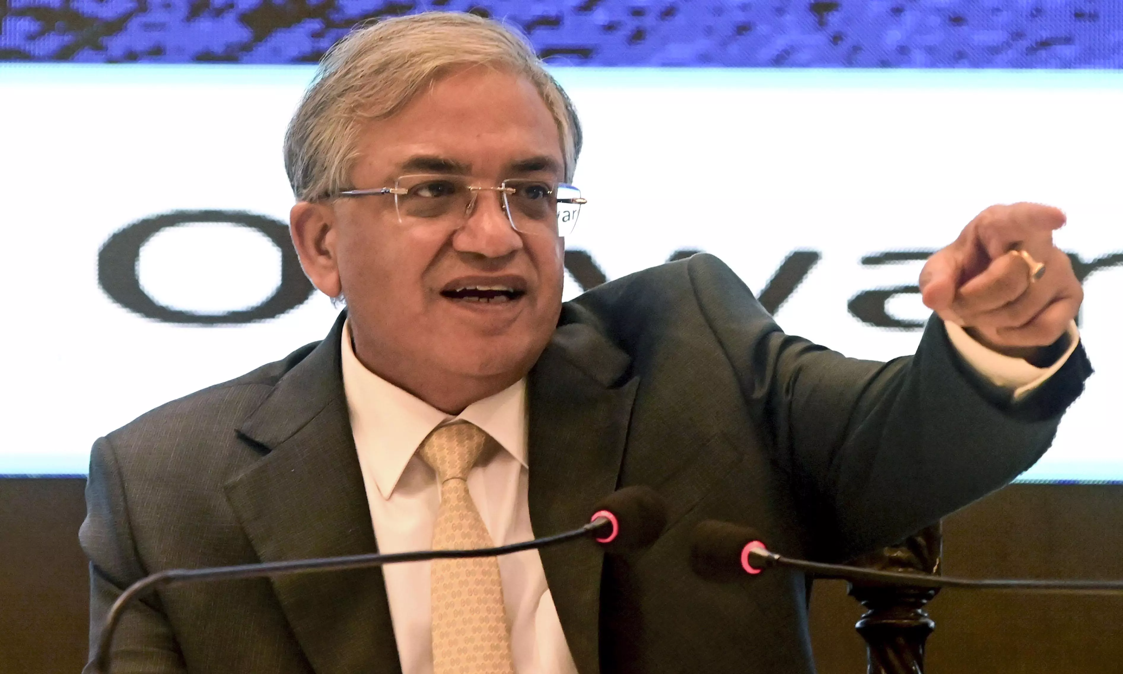 SIR Row Brings Past Election Commission Differences Into Focus SIR Row Brings Past Election Commission Differences Into Focus