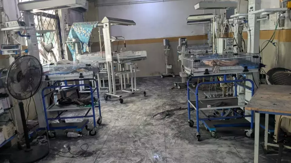 Revenue Officials Sealed The SNCU Ward At RIMS, Adilabad Revenue Officials Sealed The SNCU Ward At RIMS, Adilabad