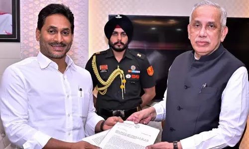 Jagan Meets Governor Over DSC Recruitment Lapses, Attack On Party Cadre Jagan Meets Governor Over DSC Recruitment Lapses, Attack On Party Cadre