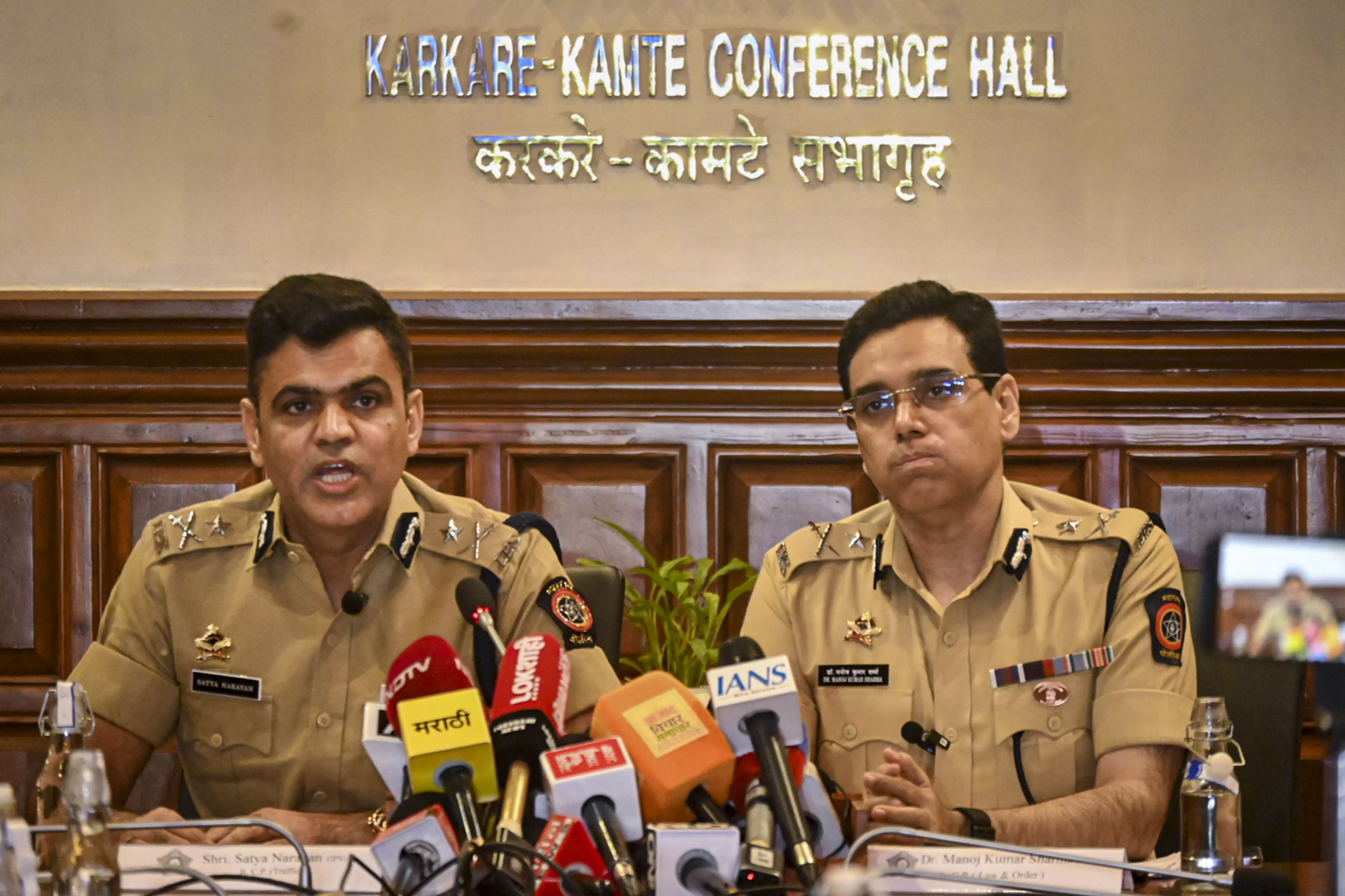 Over 24,000 Cops to Guard Ganesh Immersion Processions in Mumbai Over 24,000 Cops to Guard Ganesh Immersion Processions in Mumbai