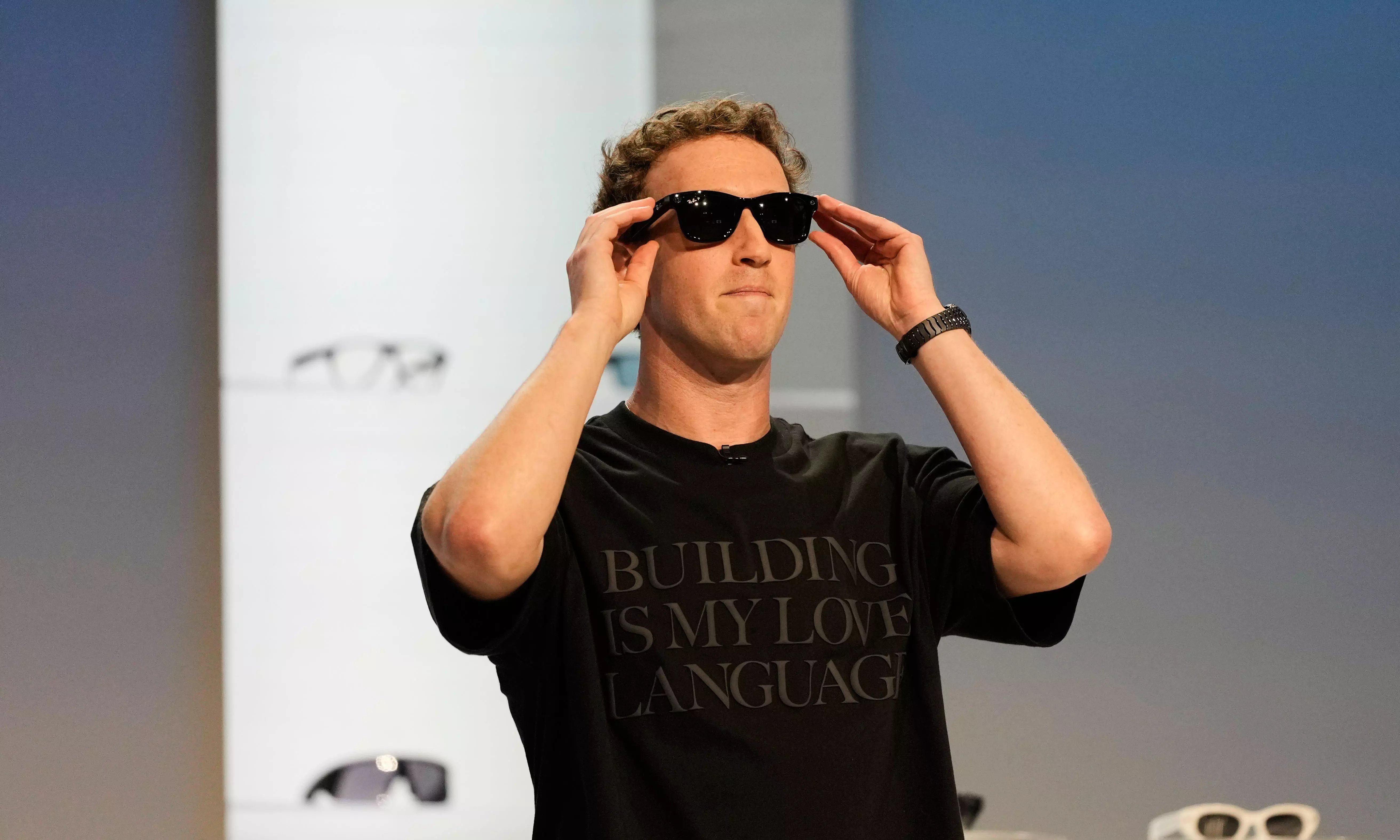 Meta Launches Camera-Free AI Glasses Amid Privacy Pushback Meta Launches Camera-Free AI Glasses Amid Privacy Pushback