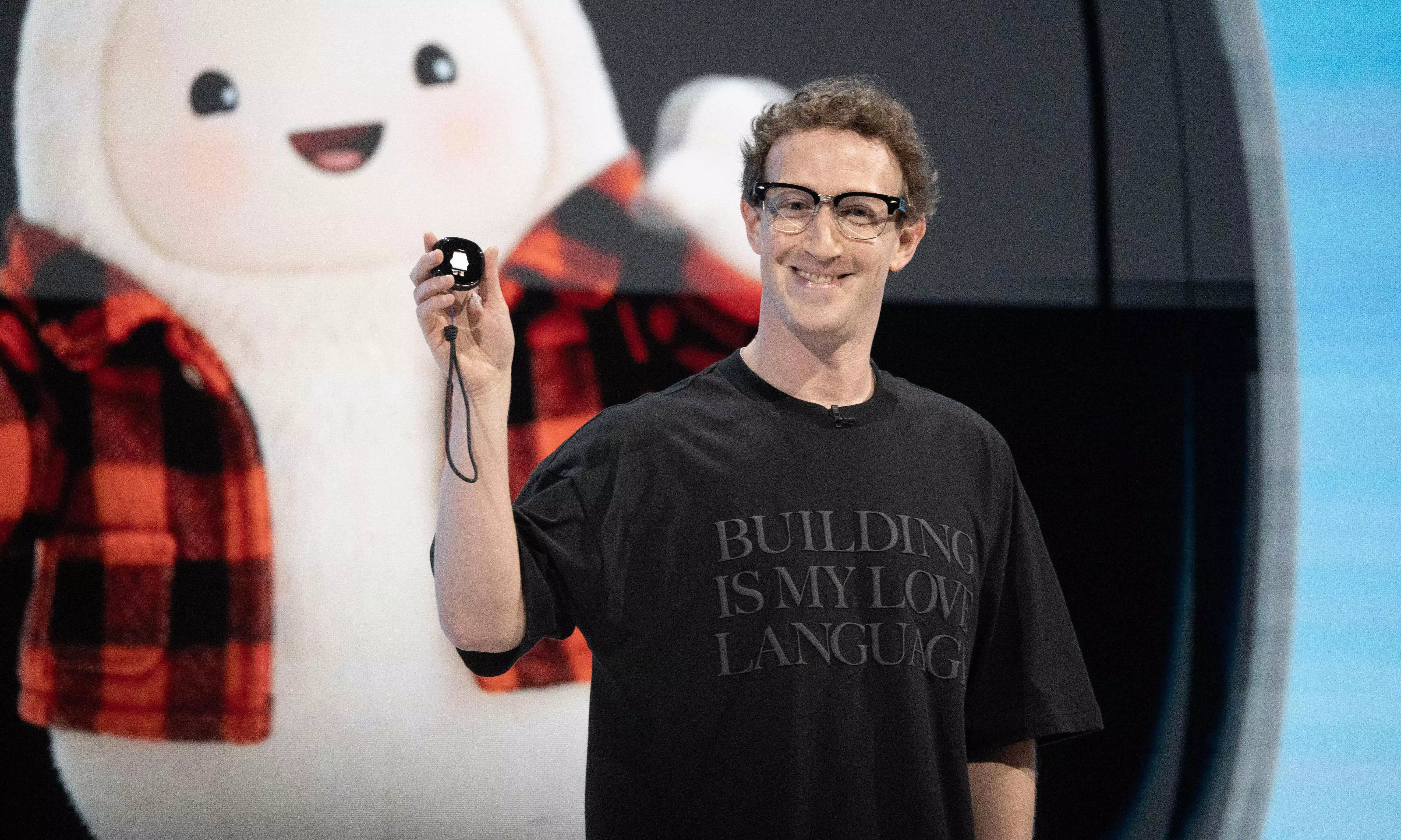 Meta Debuts Dedicated ‘Charm’ Device for Using Muse AI Meta Debuts Dedicated ‘Charm’ Device for Using Muse AI