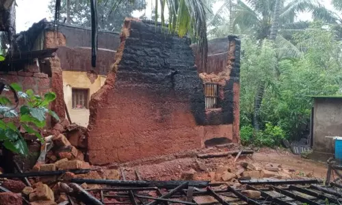 Rains Damage 83 Houses, Uproot 152 Power Poles In Srikakulam
