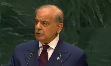 Pak PM Sharif Raises Kashmir Issue At UNGA, Credits Trump For Timely Intervention In 2025 Conflict with India Pak PM Sharif Raises Kashmir Issue At UNGA, Credits Trump For Timely Intervention In 2025 Conflict with India