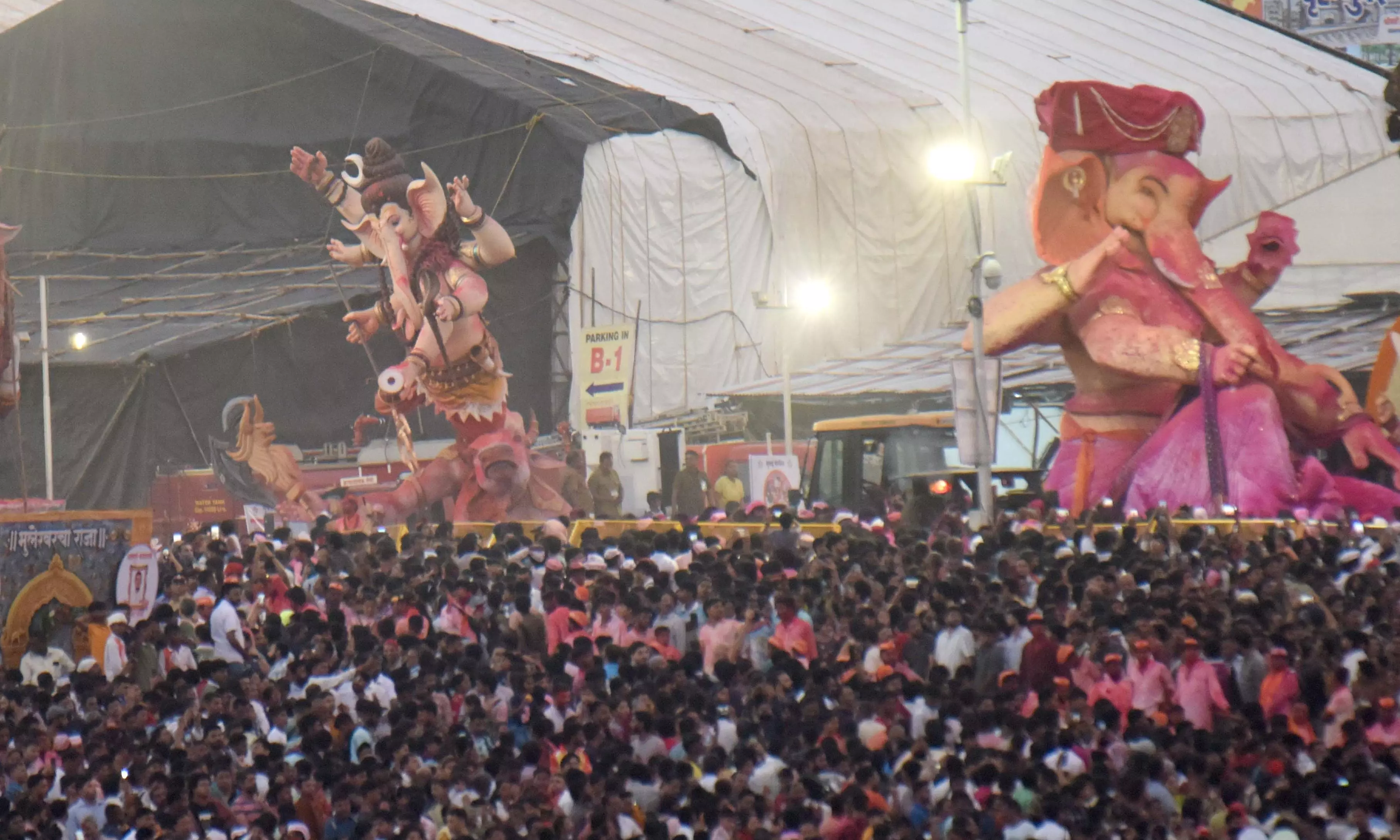 Over 1 Lakh Ganesh Idols Immersed, Process Likely to End by Afternoon Over 1 Lakh Ganesh Idols Immersed, Process Likely to End by Afternoon