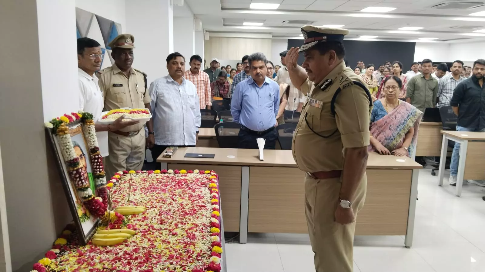 Tributes Paid to Chakali Ailamma on Birth Anniversary Tributes Paid to Chakali Ailamma on Birth Anniversary