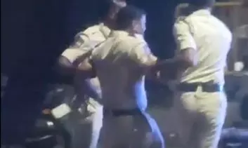 Youth Stabs Constable during Ganesh Immersion Procession in Parigi