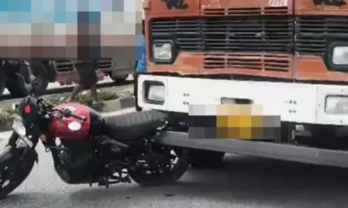 Two Killed On Spot After Lorry Hits Motorcycle In Kakinada