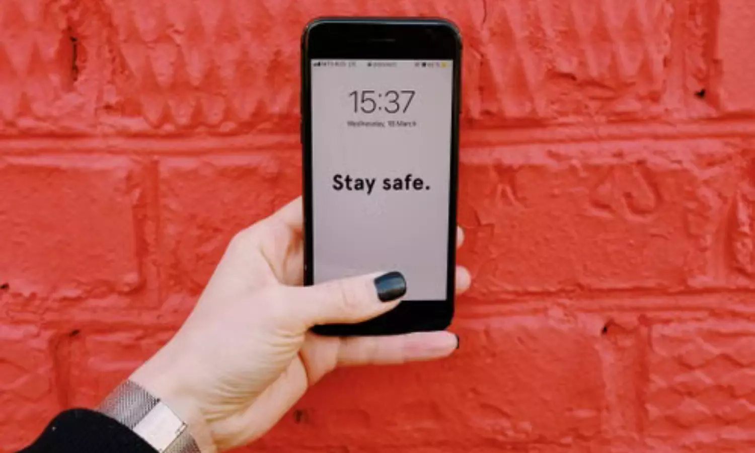From Tracking to SOS: JioShield’s Safety Features for Kids & Seniors From Tracking to SOS: JioShield’s Safety Features for Kids & Seniors