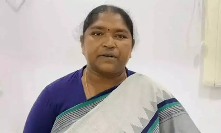 ‘Tholi Mudda’ To Ensure Nutrition For Anganwadi Children: Seethakka ‘Tholi Mudda’ To Ensure Nutrition For Anganwadi Children: Seethakka