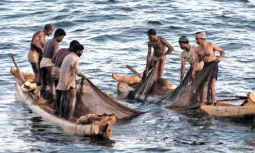 AP, TN Fishermen Agree on GPS-based Demarcation to End Pulicat Lake Fishing Feud AP, TN Fishermen Agree on GPS-based Demarcation to End Pulicat Lake Fishing Feud