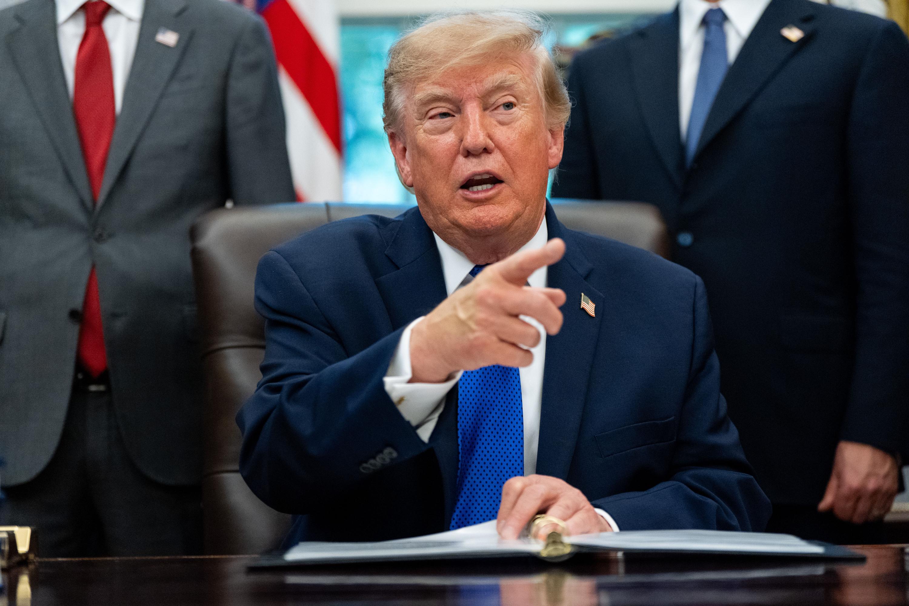 Trump Says US Officials Met Mediators Over Iran Talks