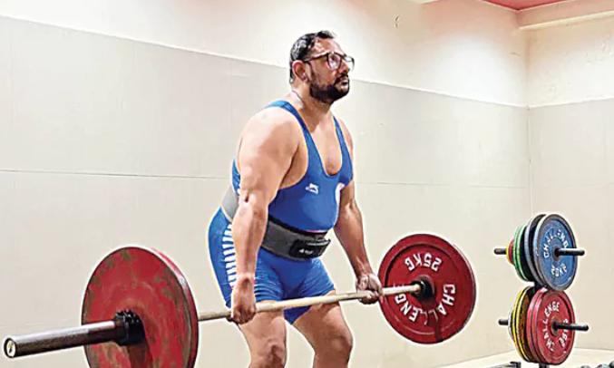IT Professional Wins International Powerlifting Gold in Manchester