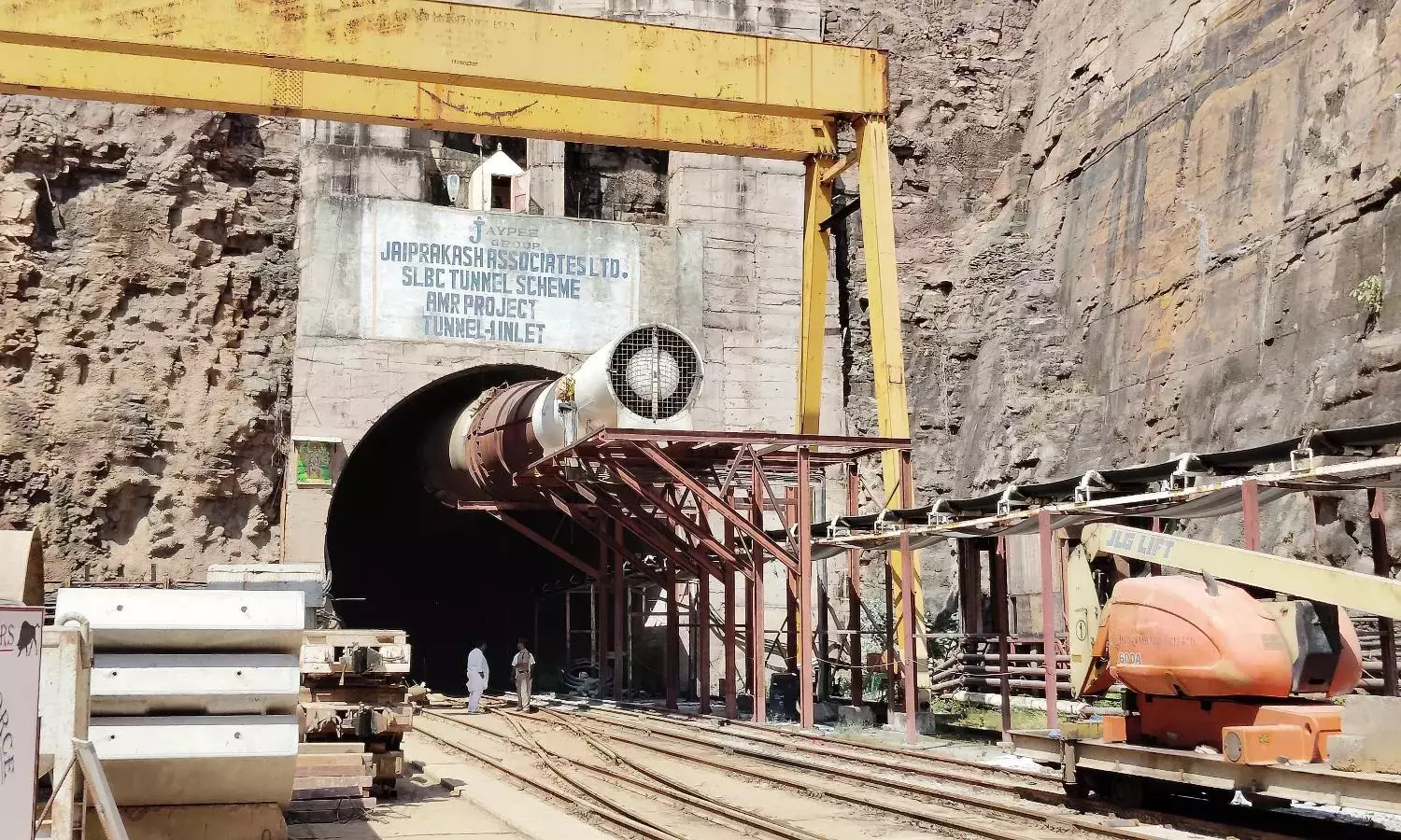 3 More Army Engineers To Help State Complete SLBC Tunnel, Repair KLIS Barrages 3 More Army Engineers To Help State Complete SLBC Tunnel, Repair KLIS Barrages