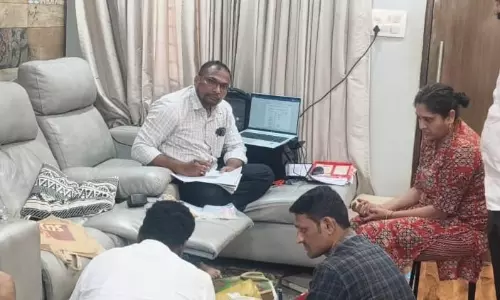 DA Case: Rs 7 Lakh Cash Recovered from NIMS Barber during Searches DA Case: Rs 7 Lakh Cash Recovered from NIMS Barber during Searches
