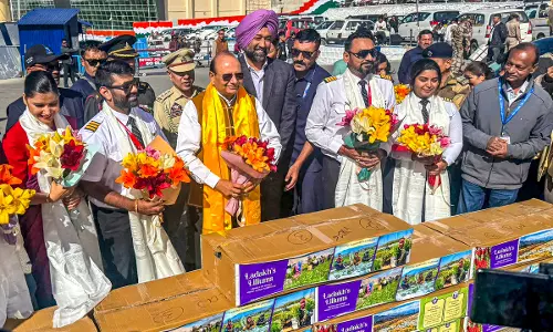 Ladakh-Grown Liliums Make Debut in National Markets With First Air-Consignment