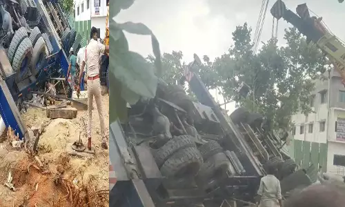 Tirupati:  3 Workers Killed As Crane Collapses At Construction Site