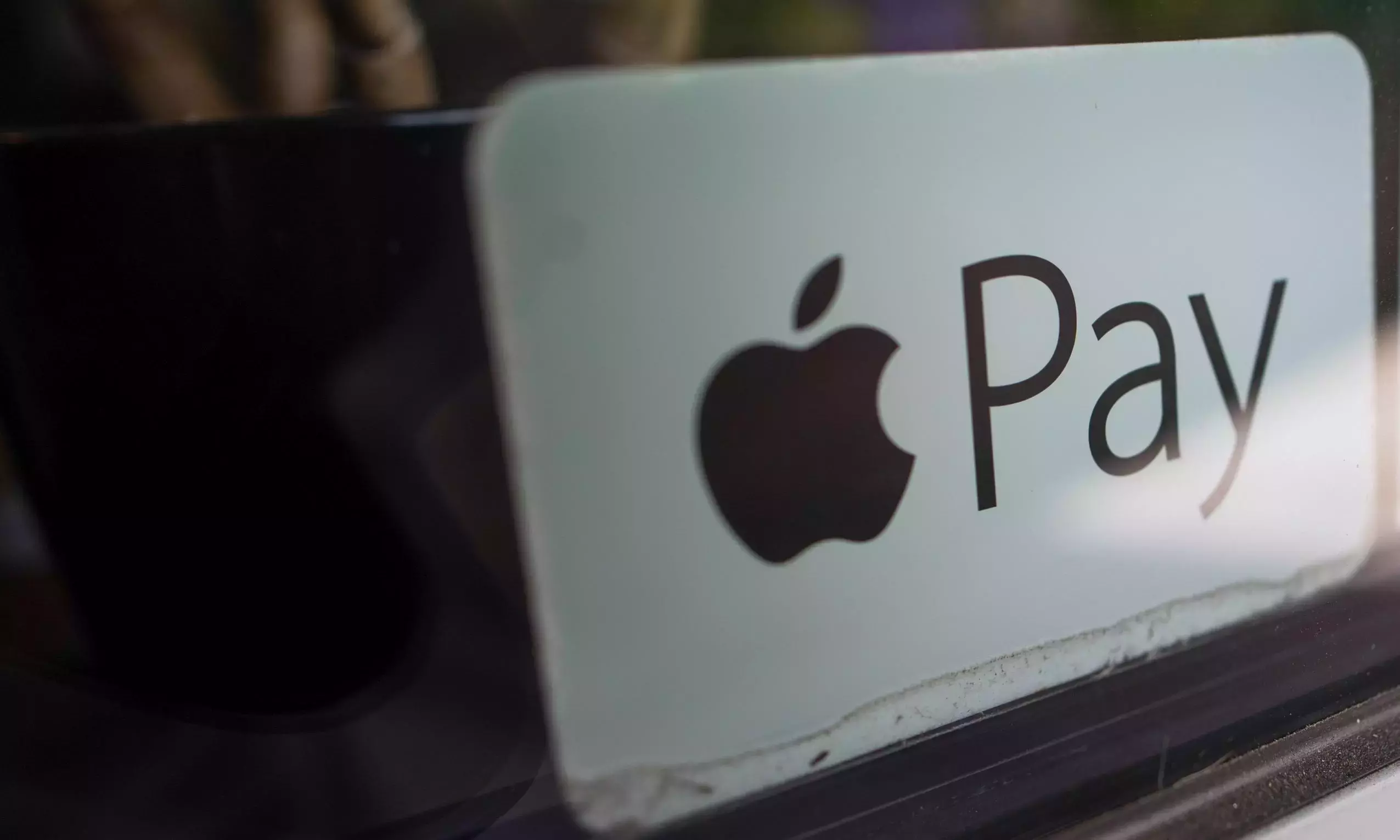 Apple Pay Launches in India in Collaboration With Axis Bank Apple Pay Launches in India in Collaboration With Axis Bank