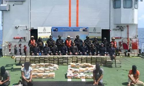 Indian Coast Guard Intercepts Iranian Boat, Seizes Rs.3,000-Cr Drugs Indian Coast Guard Intercepts Iranian Boat, Seizes Rs.3,000-Cr Drugs