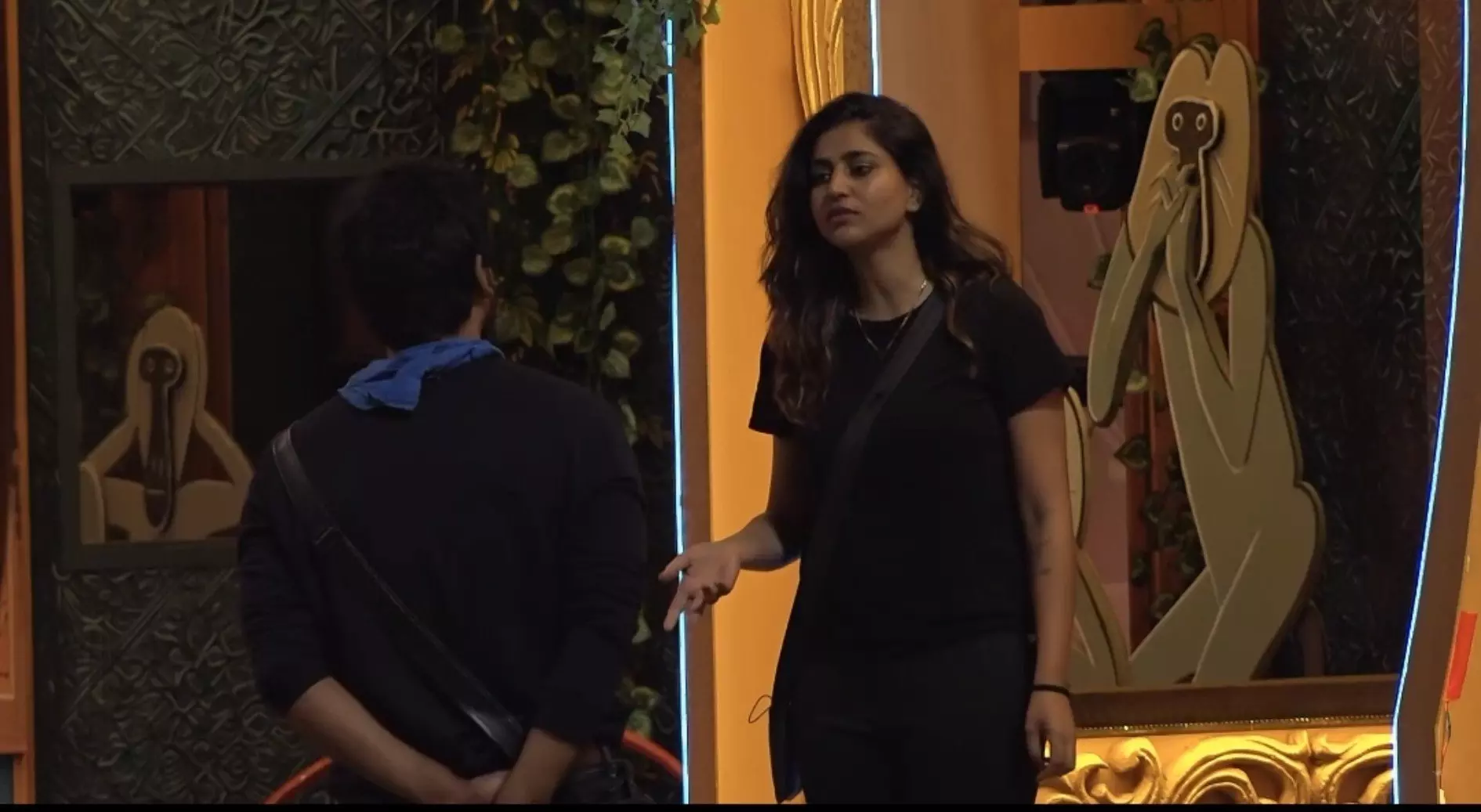 Bigg Boss Telugu: Varshini-Mukesh Bond Sparks Social Media Debate Bigg Boss Telugu: Varshini-Mukesh Bond Sparks Social Media Debate